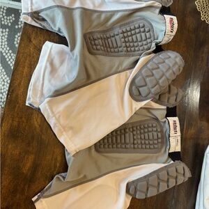 GIRDLES Kids Protective Sports Shorts - Gray and White